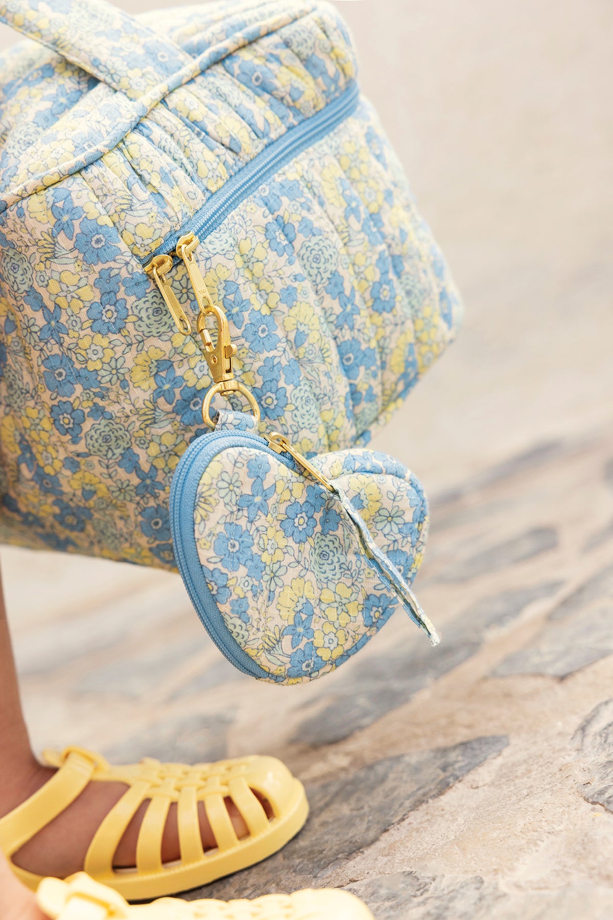 Schlüsselanhänger - Vintage-Blume in Blau